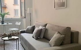 Apartment In The Center Of Milan / P.Ta Venezia
